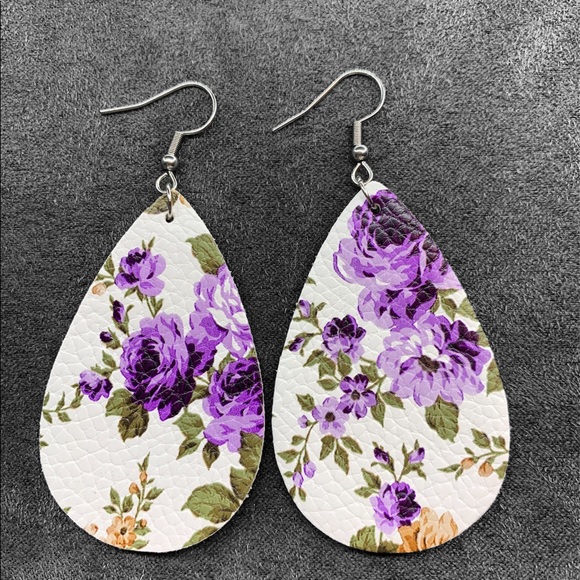 Jewelry - 🌻3 for $12🖤Faux Leather Dangle Earrings